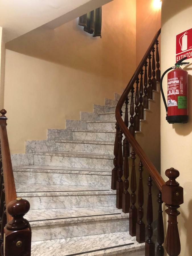 Hostal La Parrilla Monegros II Bujaraloz Екстериор снимка